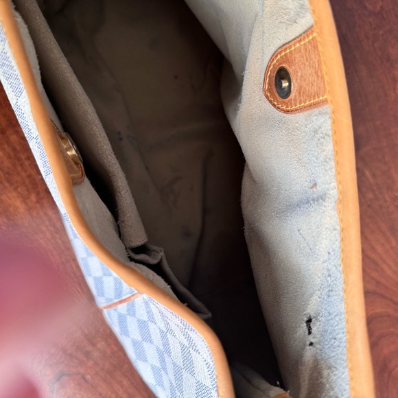 LOUIS VUITTON Damier Azur Galleria PM Shoulder Bag - Picture 13 of 16